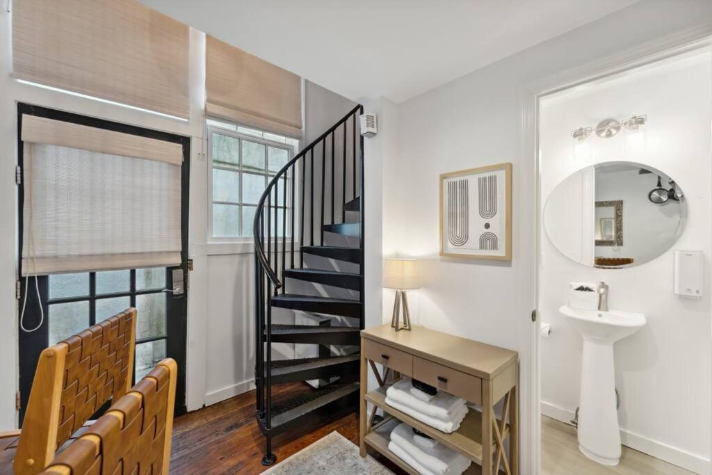 Apartmán Exclusive Open Loft In Downtown Charleston Exteriér fotografie
