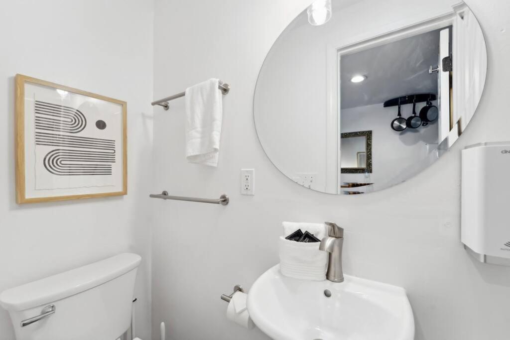 Apartmán Exclusive Open Loft In Downtown Charleston Exteriér fotografie
